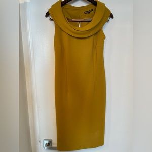 Adrienne Vittadini dress in good condition.